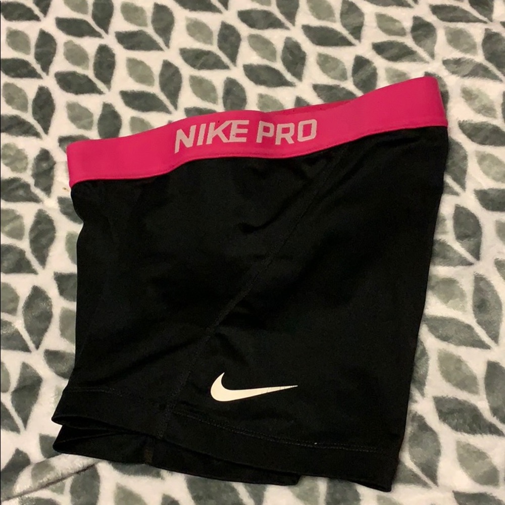 Spandex - Picture 3 of 3